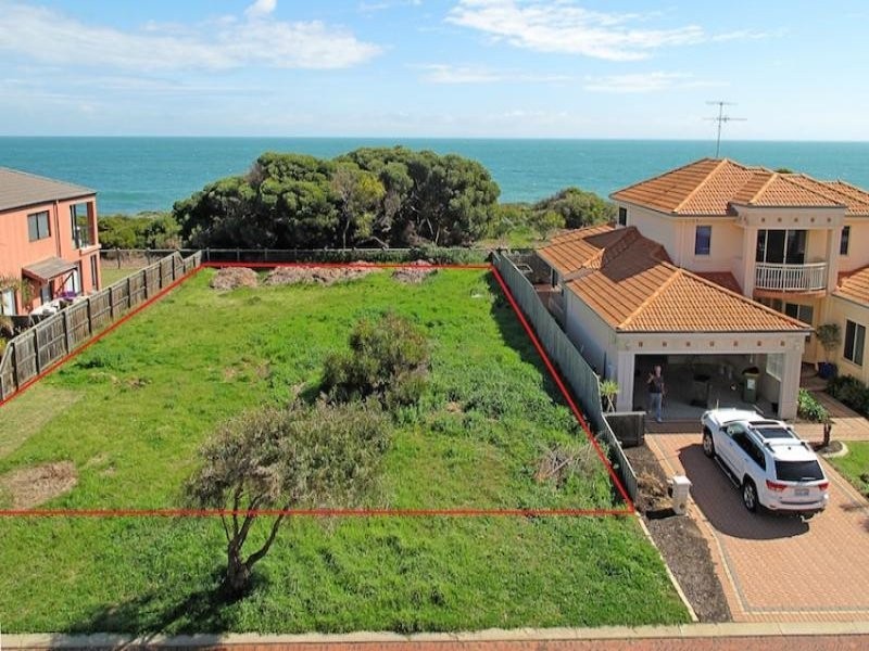 7 Sandy Cove, Halls Head WA 6210