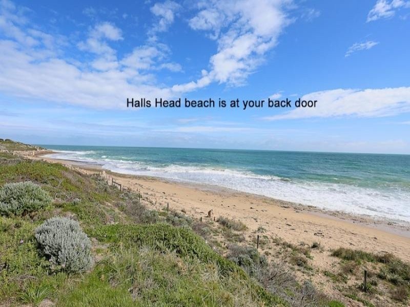 7 Sandy Cove, Halls Head WA 6210