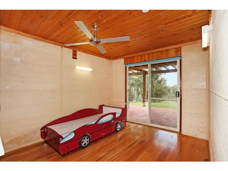 87 Thompson Street, Lake Clifton WA 6215