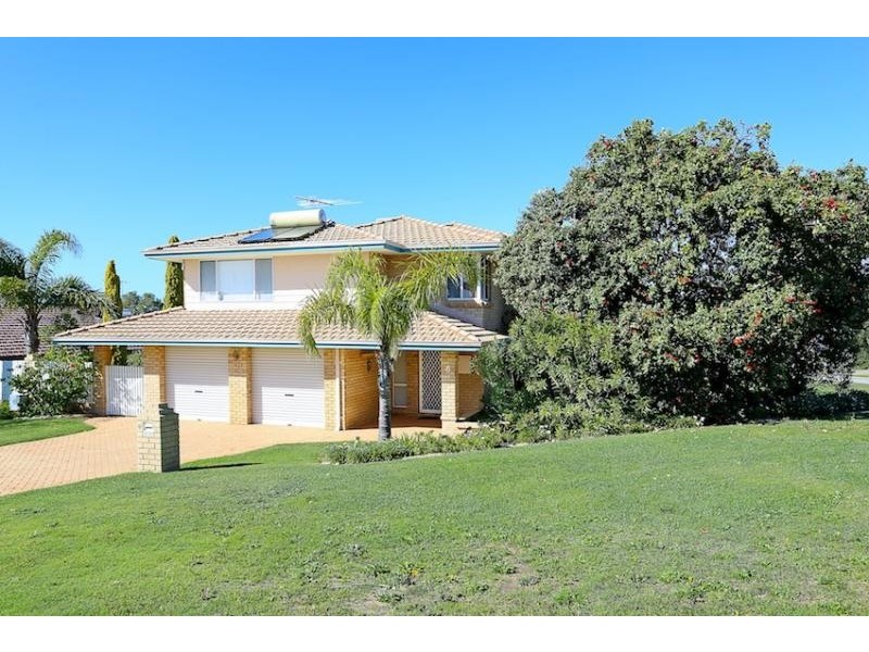 6 Nelson Street, Halls Head WA 6210