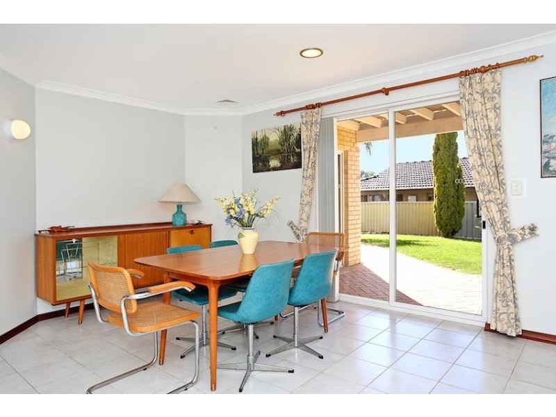 6 Nelson Street, Halls Head WA 6210