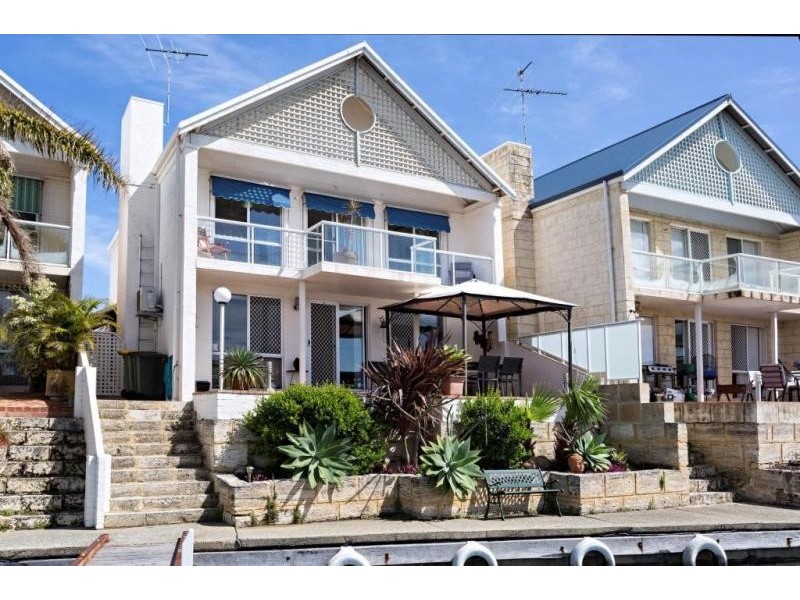 77 Waterside Drive, Dudley Park WA 6210