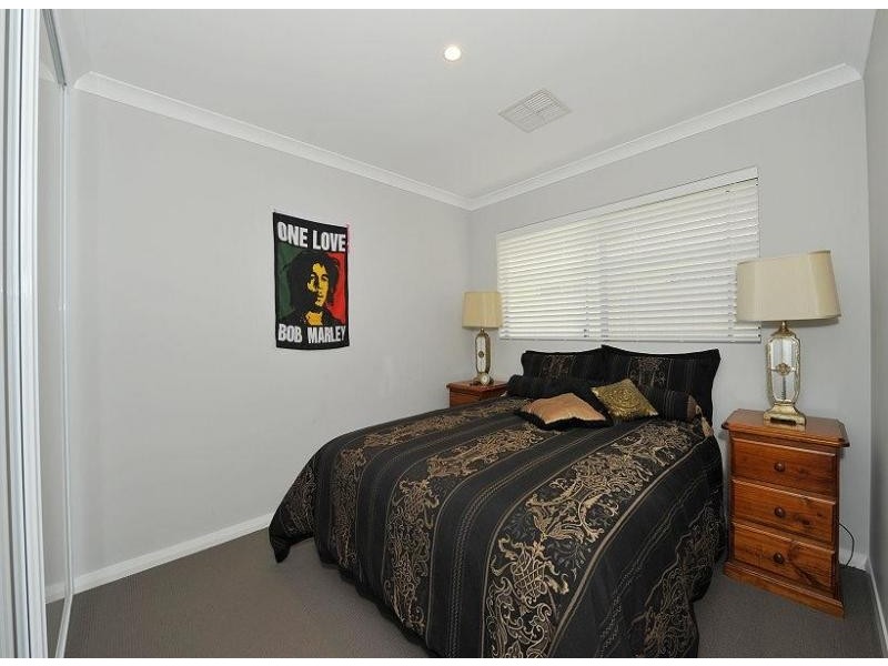 20 Dotterel Drive, Dudley Park WA 6210