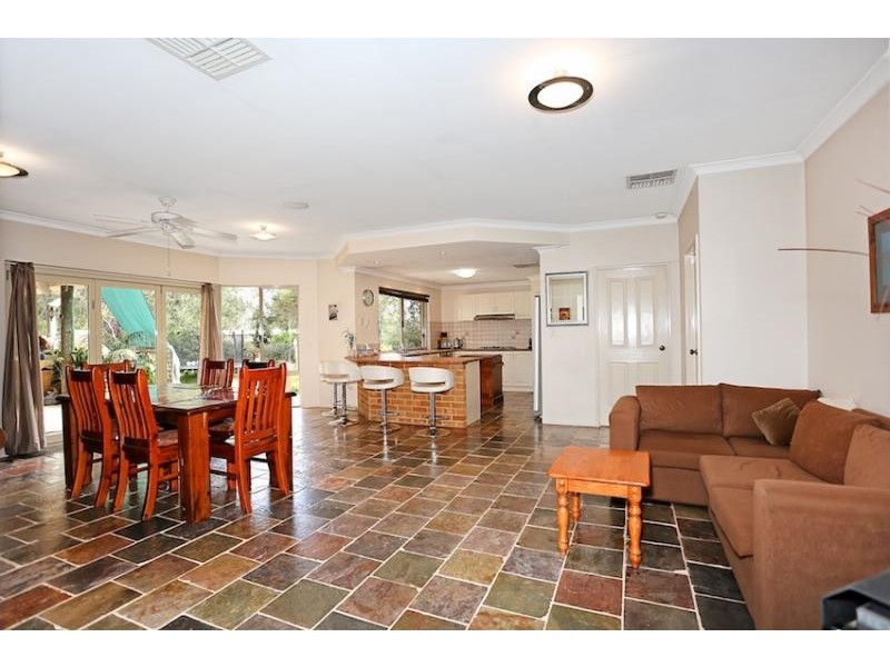 14 Crescent Drive, Bouvard WA 6211