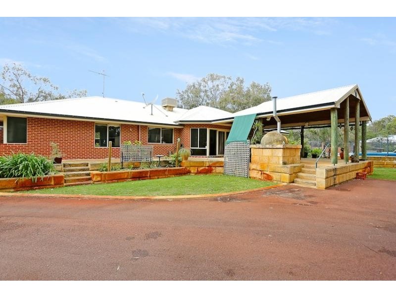 14 Crescent Drive, Bouvard WA 6211