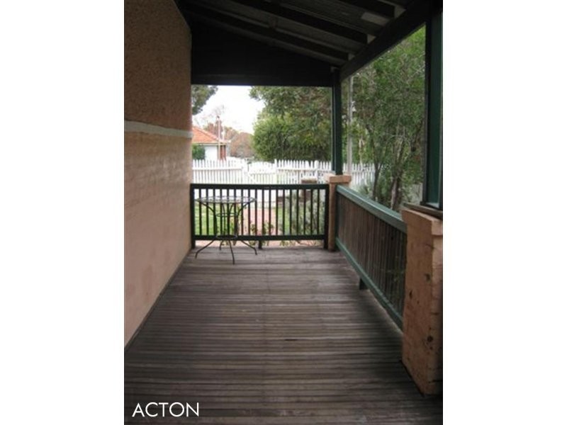 23 Tenth Avenue, Maylands WA 6051