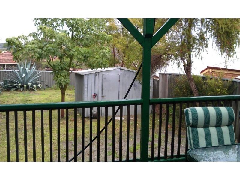 23 Tenth Avenue, Maylands WA 6051