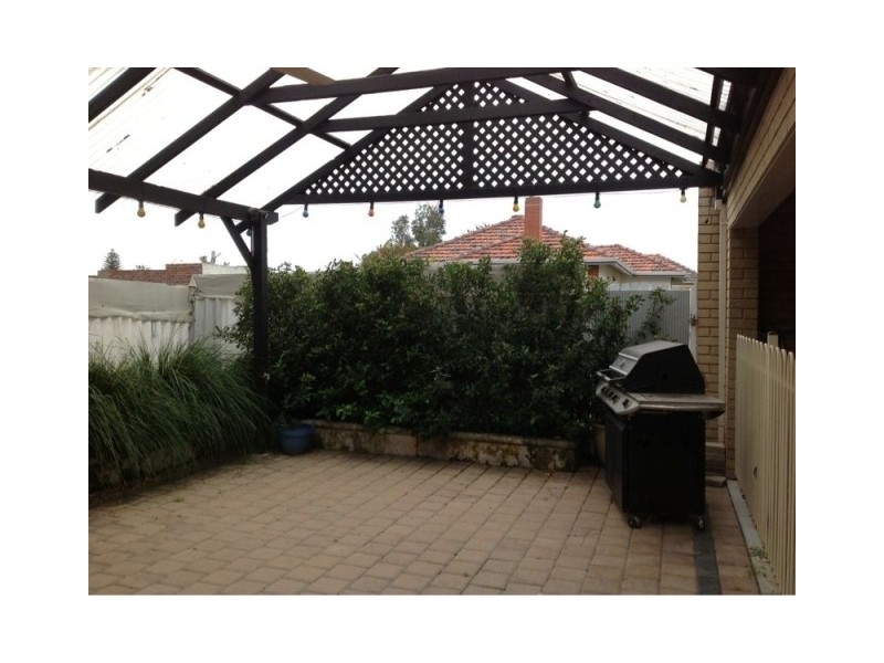 6 Aldwych Street, Bayswater WA 6053