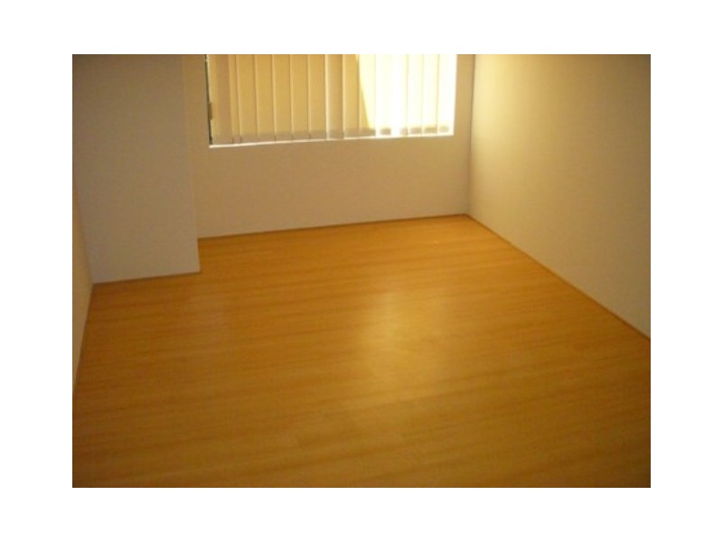 6 Aldwych Street, Bayswater WA 6053