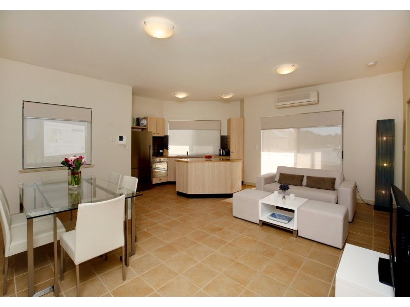 1/3C Marina Road, Ascot WA 6104