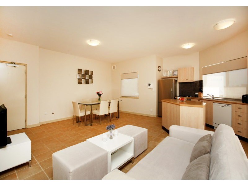 1/3C Marina Road, Ascot WA 6104