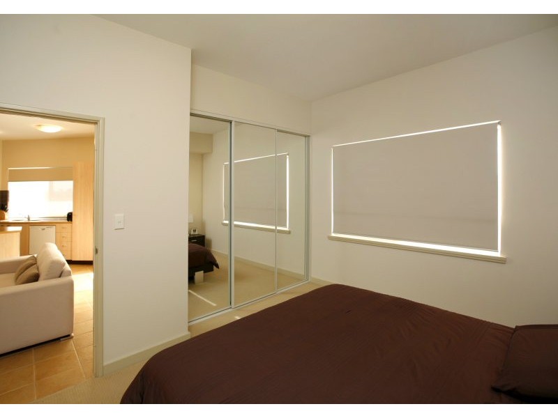 1/3C Marina Road, Ascot WA 6104