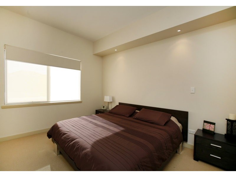 1/3C Marina Road, Ascot WA 6104