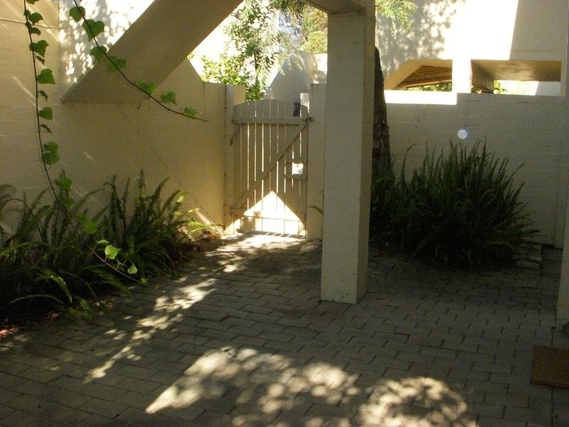 25/6 Waterway Court, Churchlands WA 6018