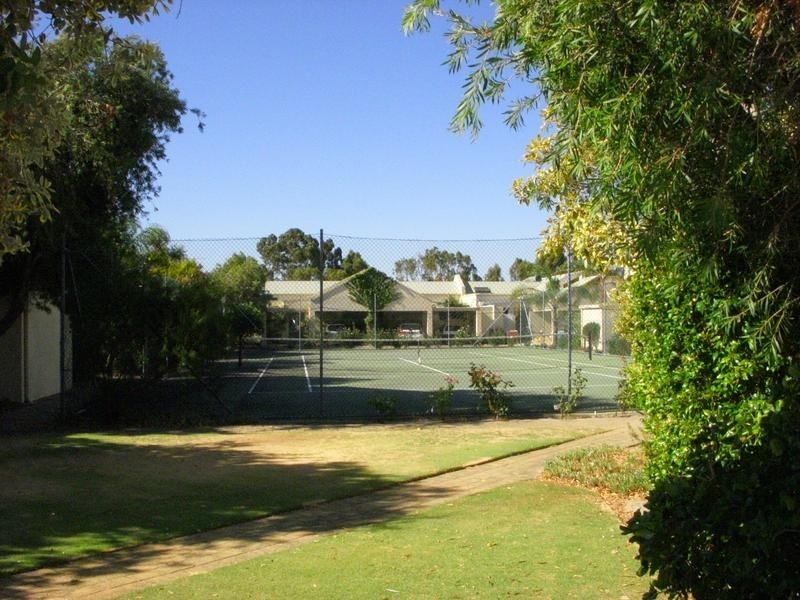 25/6 Waterway Court, Churchlands WA 6018