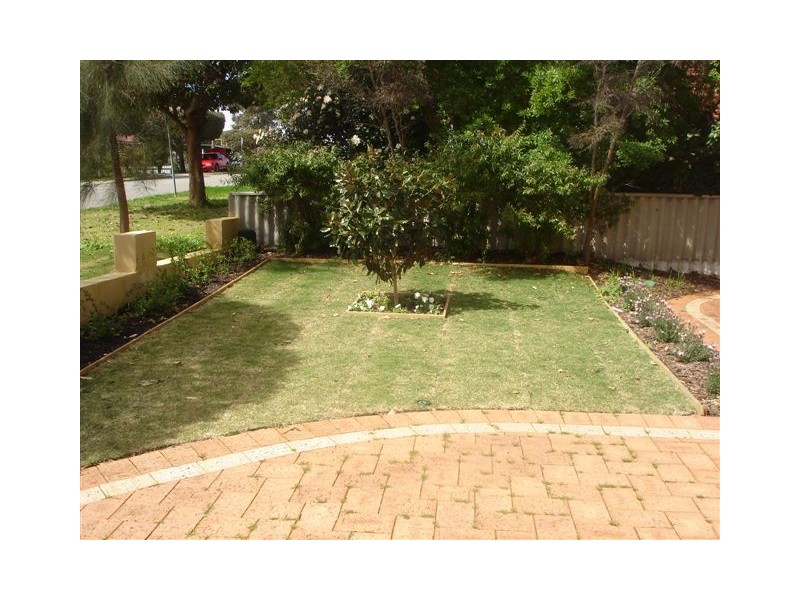 19 Shaftesbury Avenue, Bayswater WA 6053