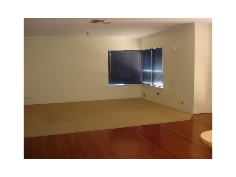 19 Shaftesbury Avenue, Bayswater WA 6053