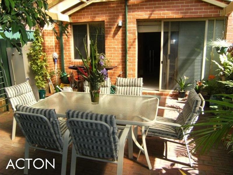 16 Court Street, Highgate WA 6003