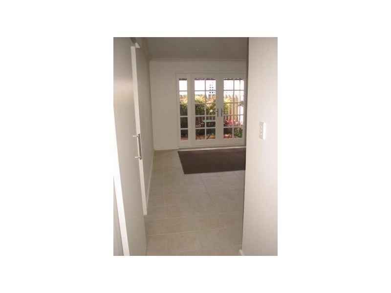 6/240 Eighth Avenue, Inglewood WA 6052