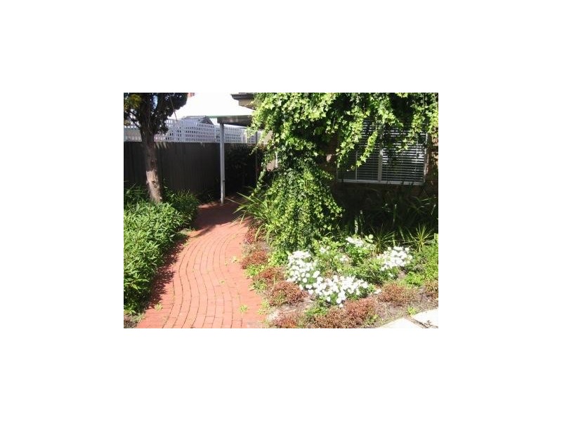 6/240 Eighth Avenue, Inglewood WA 6052