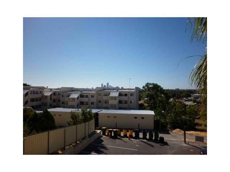 5/11 King George Street, Victoria Park WA 6100