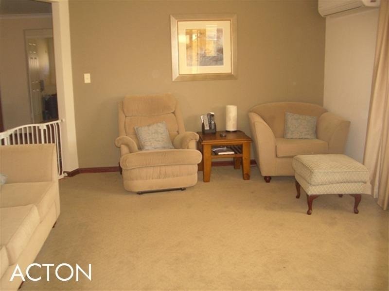 25 Torquata Boulevard, Helena Valley WA 6056