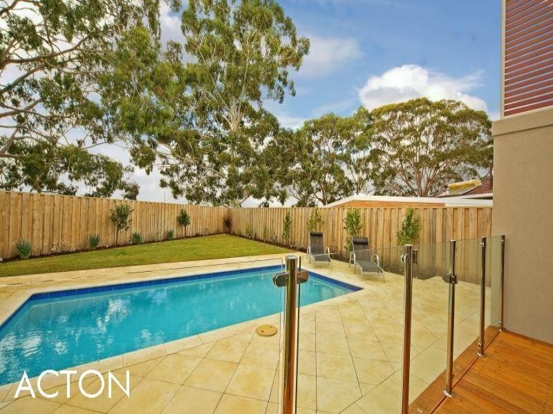 96 Kelvin Street, Maylands WA 6051