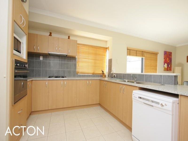 6 Bencubbin Crescent, Dianella WA 6059