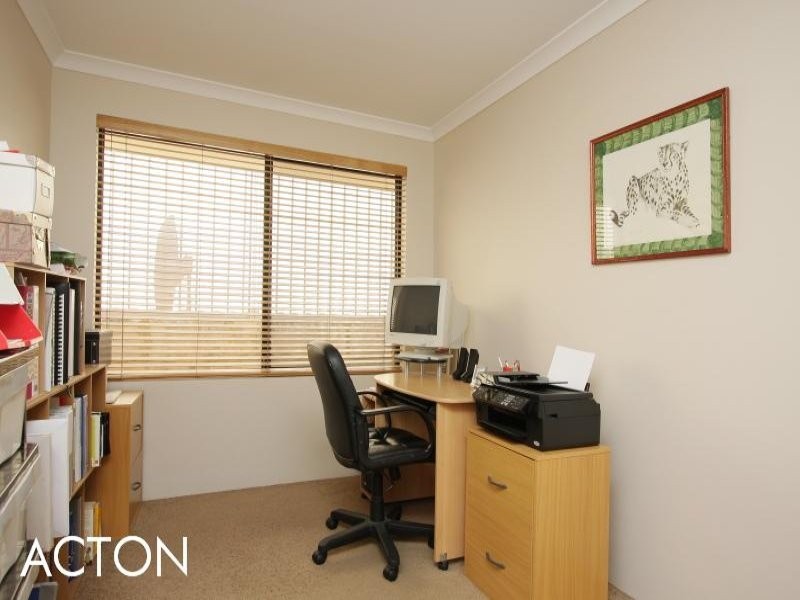 6 Bencubbin Crescent, Dianella WA 6059