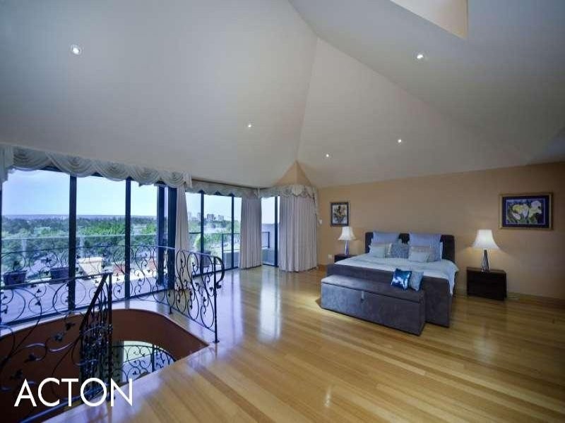 26 Jewell Lane, East Perth WA 6004