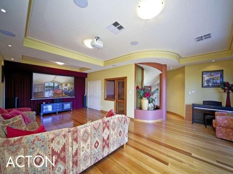 26 Jewell Lane, East Perth WA 6004