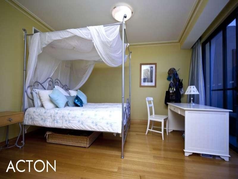 26 Jewell Lane, East Perth WA 6004