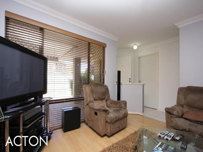 2/117 Woodrow Avenue, Dianella WA 6059