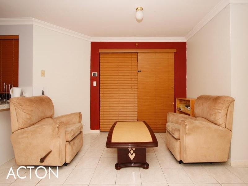 2/117 Woodrow Avenue, Dianella WA 6059