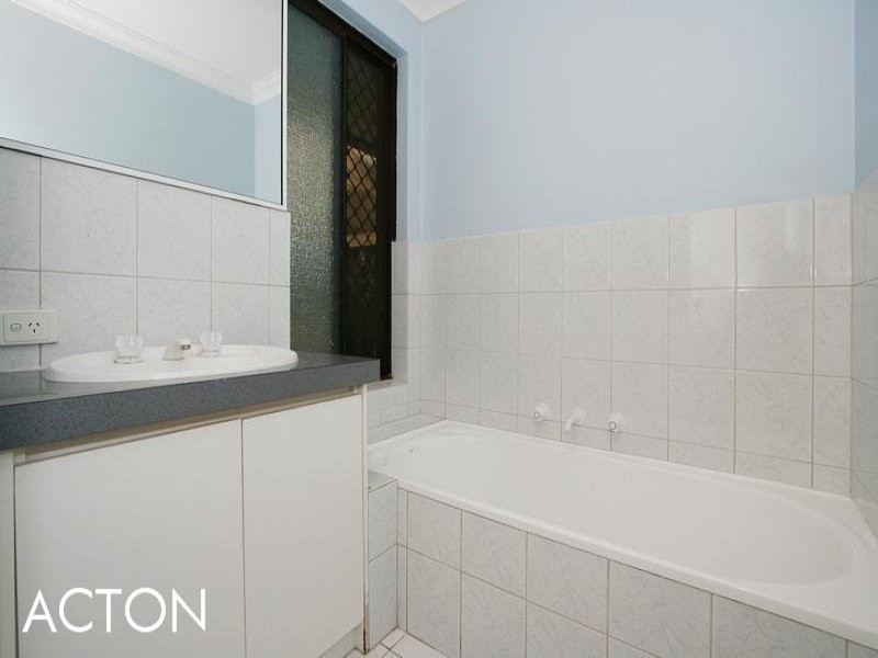 2/117 Woodrow Avenue, Dianella WA 6059