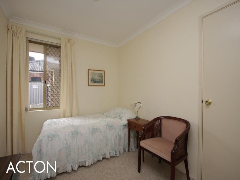 15 Bathurst Street, Dianella WA 6059