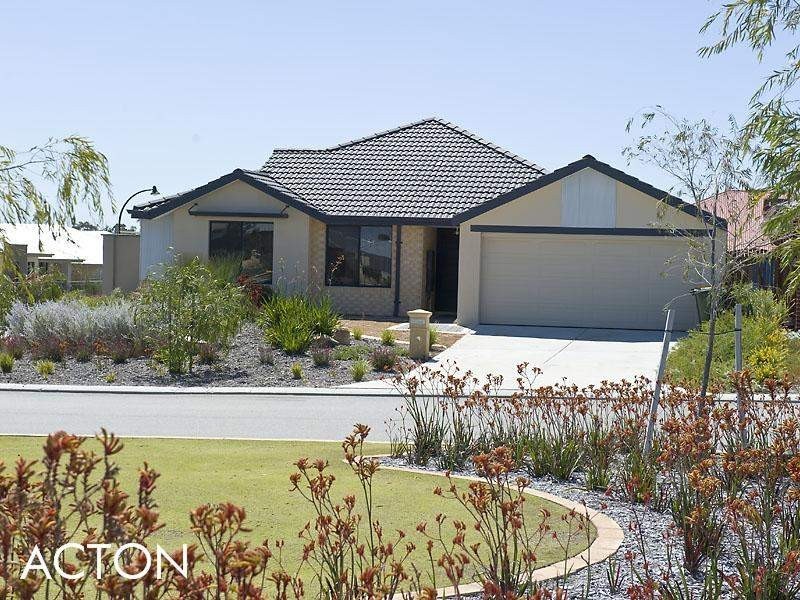 17 Weyba Turn, Ellenbrook WA 6069