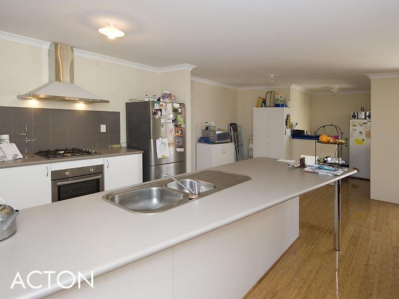 17 Weyba Turn, Ellenbrook WA 6069
