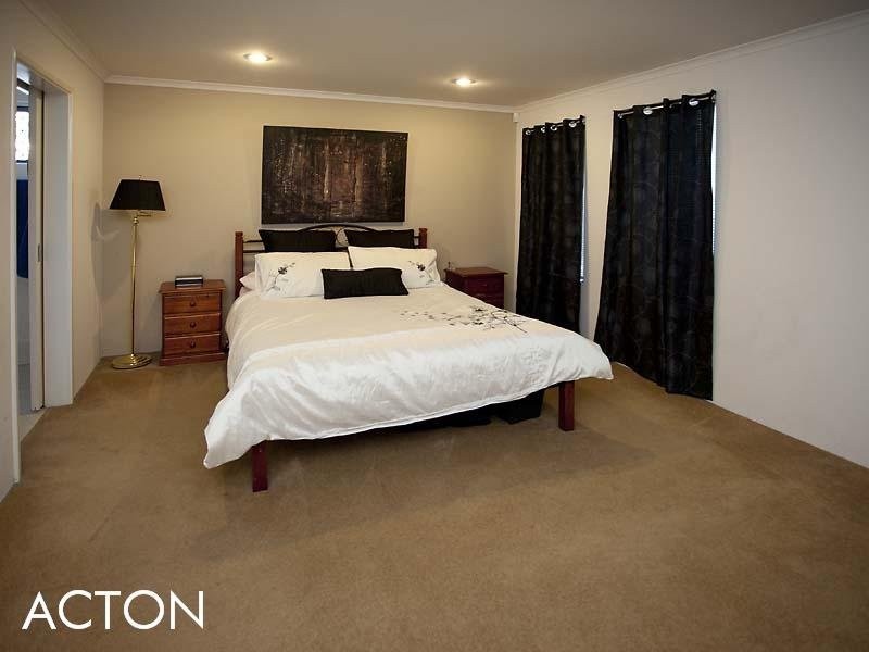 5 Messina Grove, Ellenbrook WA 6069