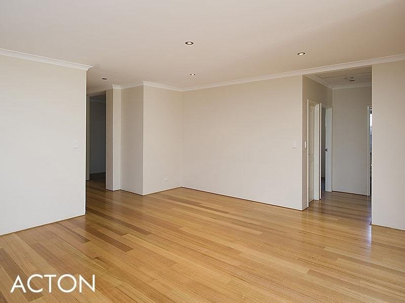 35 Pavilion Circle, The Vines WA 6069