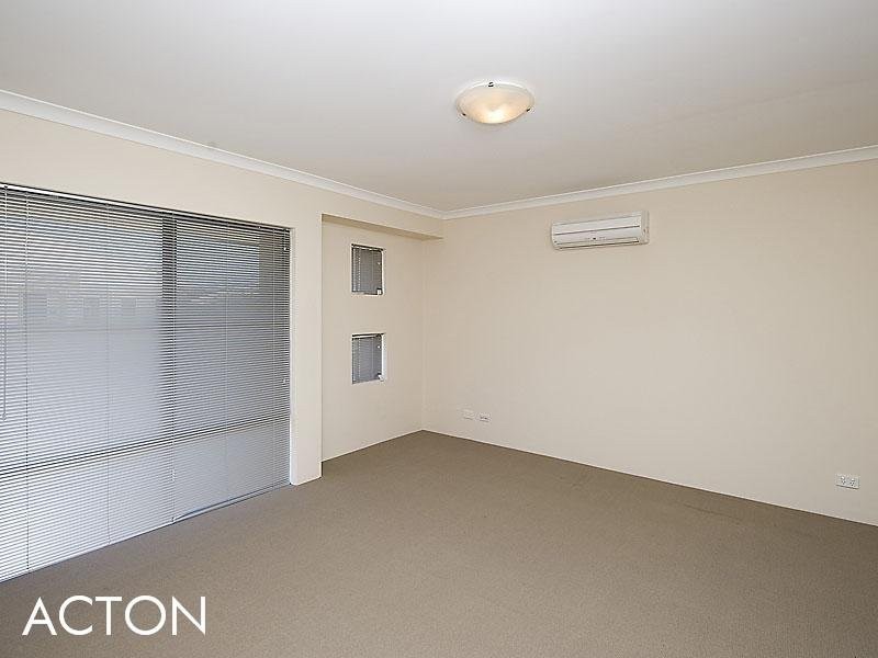 35 Pavilion Circle, The Vines WA 6069