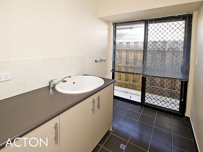 35 Pavilion Circle, The Vines WA 6069