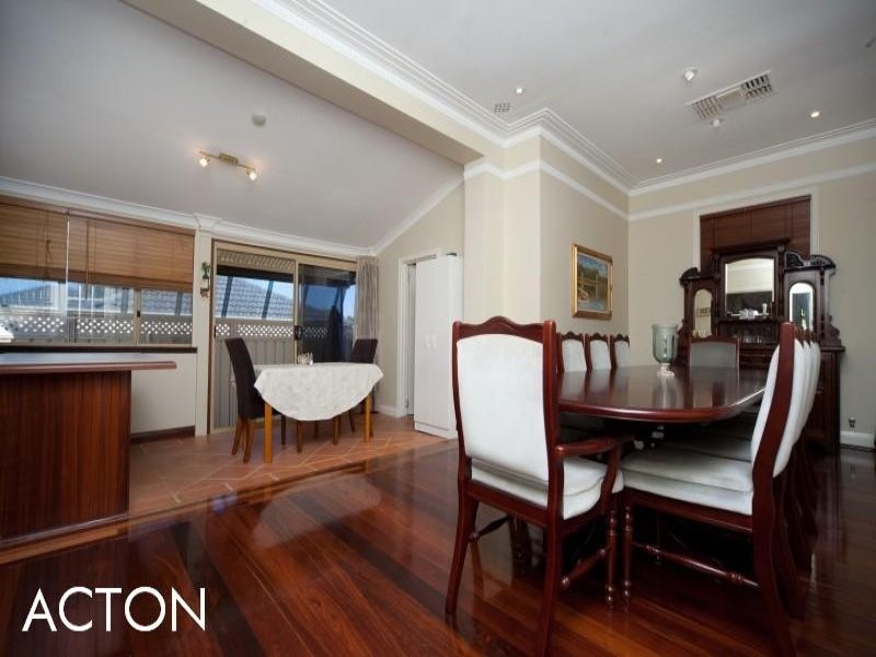 27 Toowong Street, Bayswater WA 6053