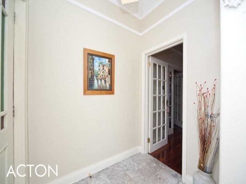 27 Toowong Street, Bayswater WA 6053