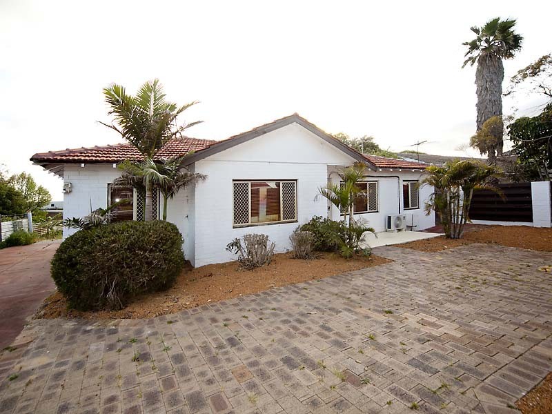 18 Arlunya Avenue, Belmont WA 6104