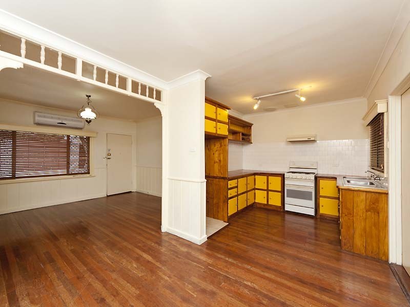 18 Arlunya Avenue, Belmont WA 6104