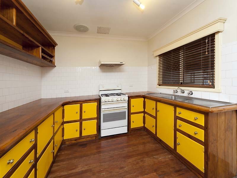 18 Arlunya Avenue, Belmont WA 6104