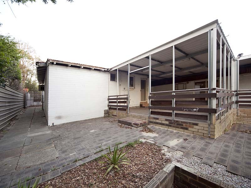 18 Arlunya Avenue, Belmont WA 6104