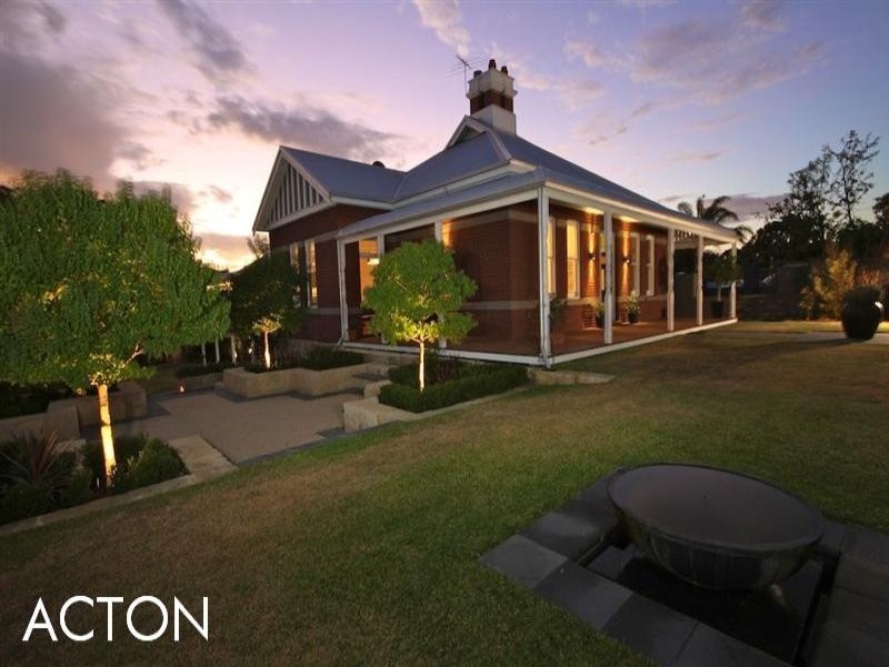 4 Veitch Street, Bayswater WA 6053