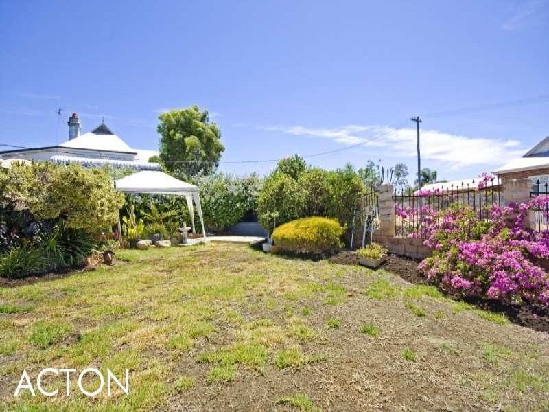 3 Fifth Avenue, Bassendean WA 6054